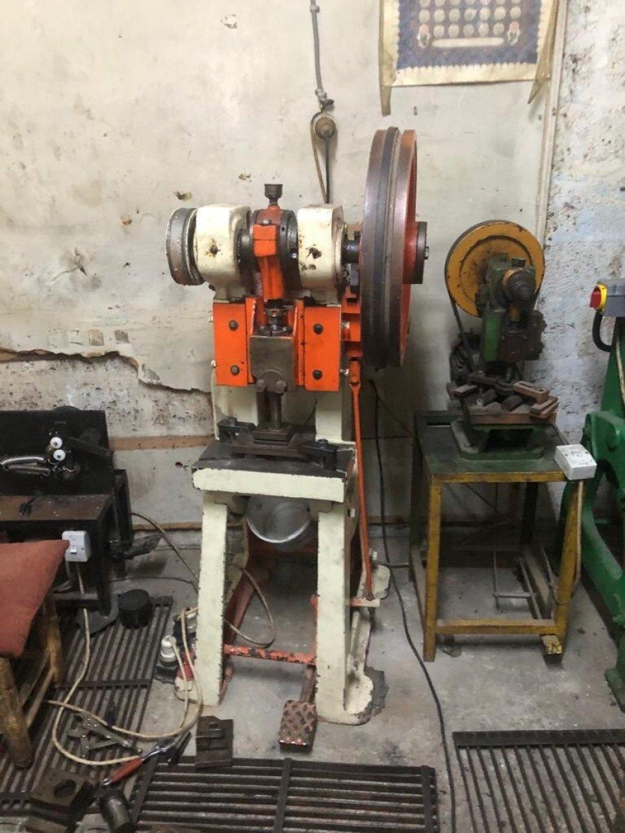 Gaziantep’te sahte altın üreten atölyeye baskın