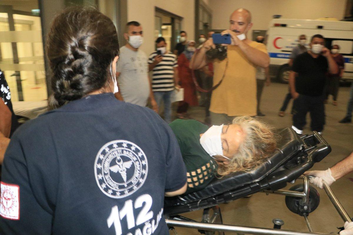 Adana'da bir kişi çocuğunu ve karısını öldüresiye dövdü