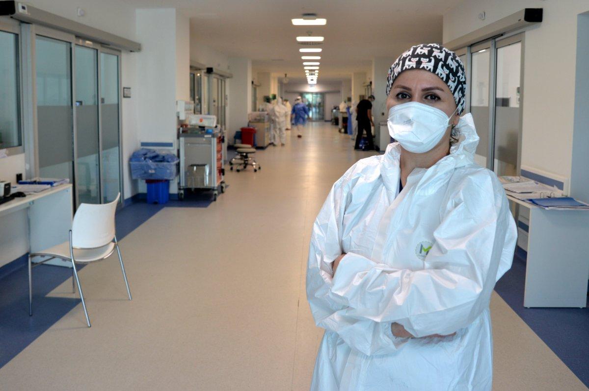 Koronayı yenen Nurdan Hemşire: Görev yerimizi bırakmayacağız