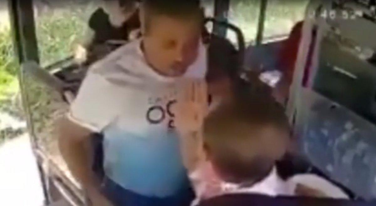 Hatay'da, maske takmasını isteyen şoförü yumrukladı