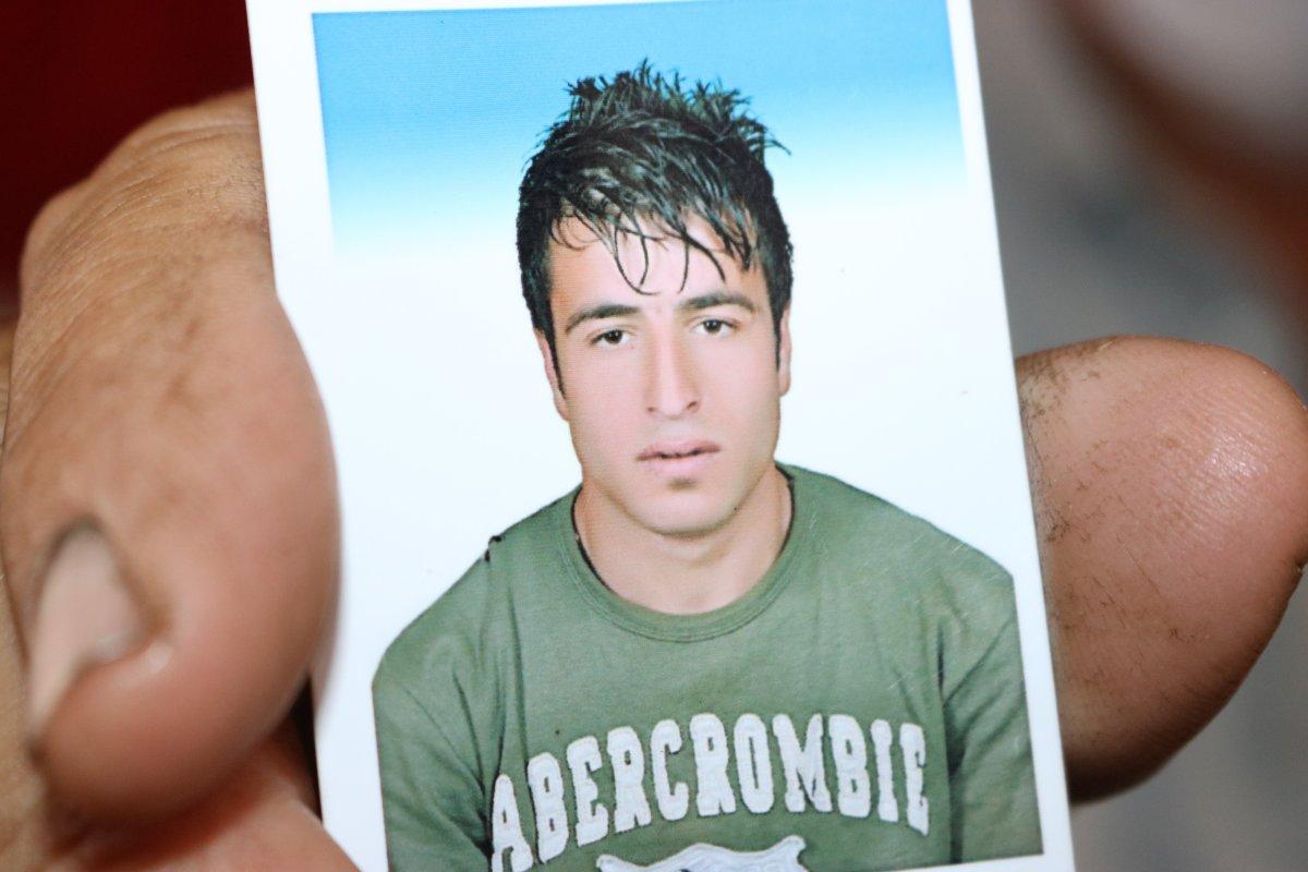 Diyarbakır’da HDP önündeki evlat nöbeti eylemine bir aile daha katıldı