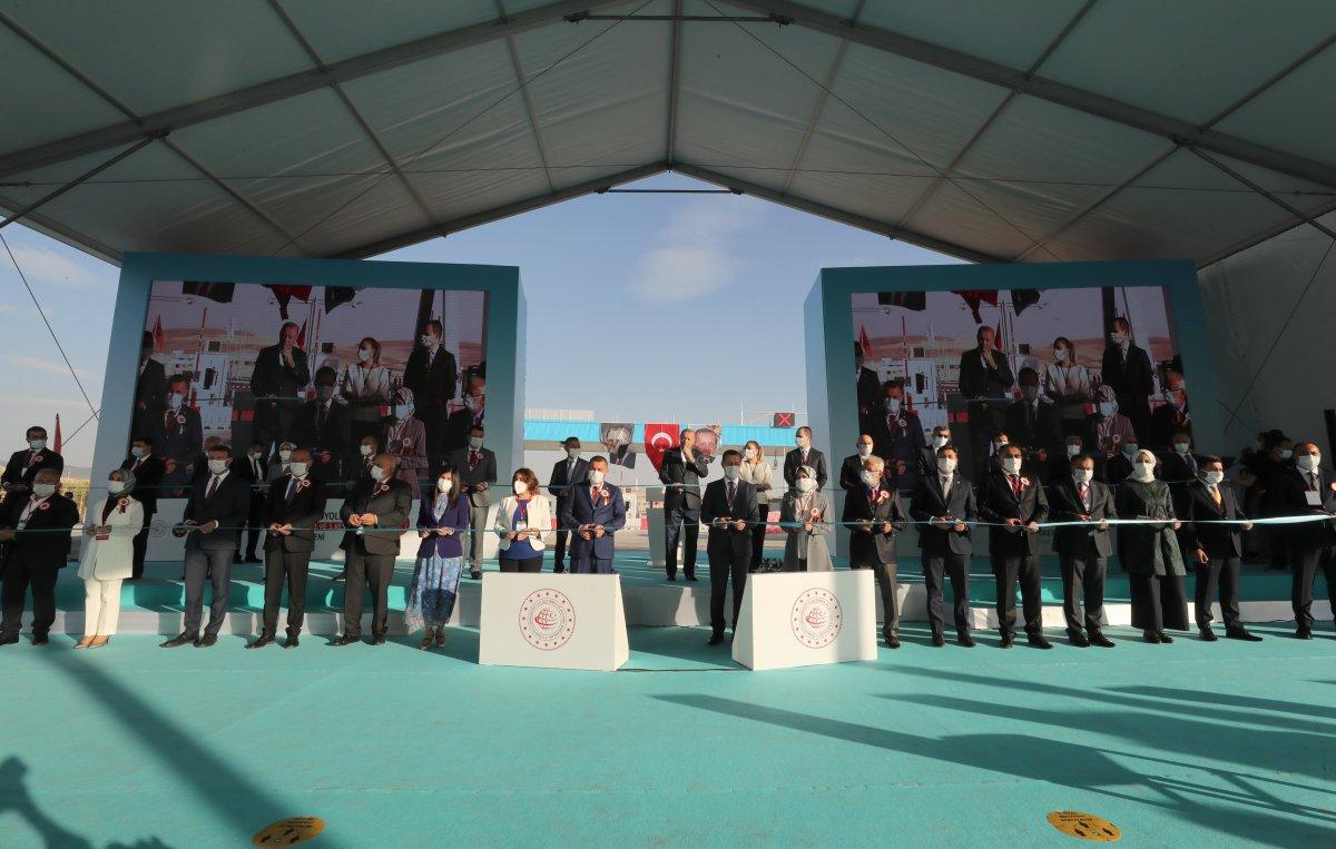 Cumhurbaşkanı Erdoğan'dan Ankara-Niğde Otoyolu'nda test sürüşü