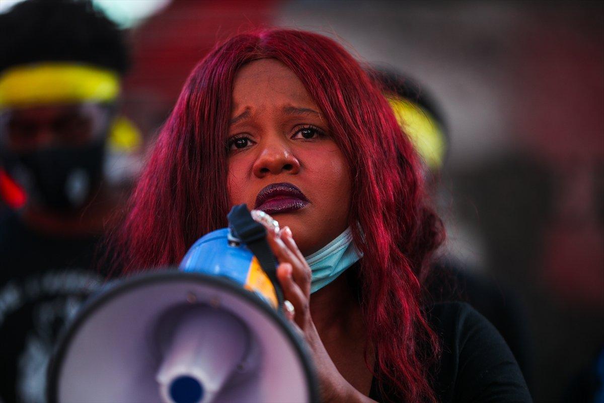 New York'ta Trump karşıtı protesto: Yüzlercesi otel önünde yattı