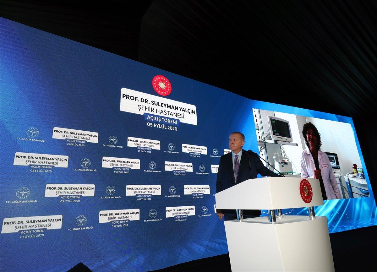 Cumhurbaşkanı Erdoğan, Göztepe Şehir Hastanesi'ni hizmete açtı