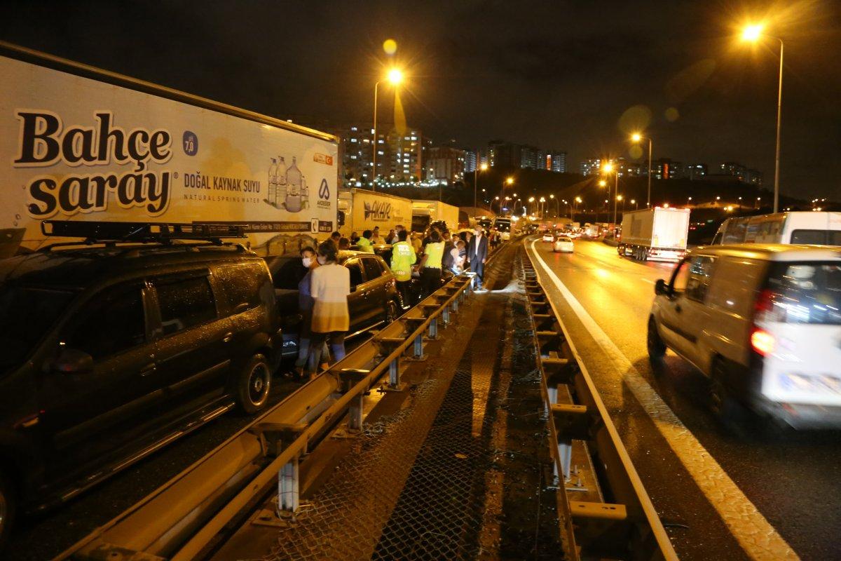 Kocaeli'de 28 aracın karıştığı zincirleme kaza meydana geldi