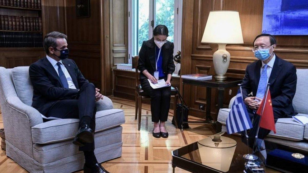 Miçotakis Türkiye'yi bu sefer de Çin'e şikayet etti