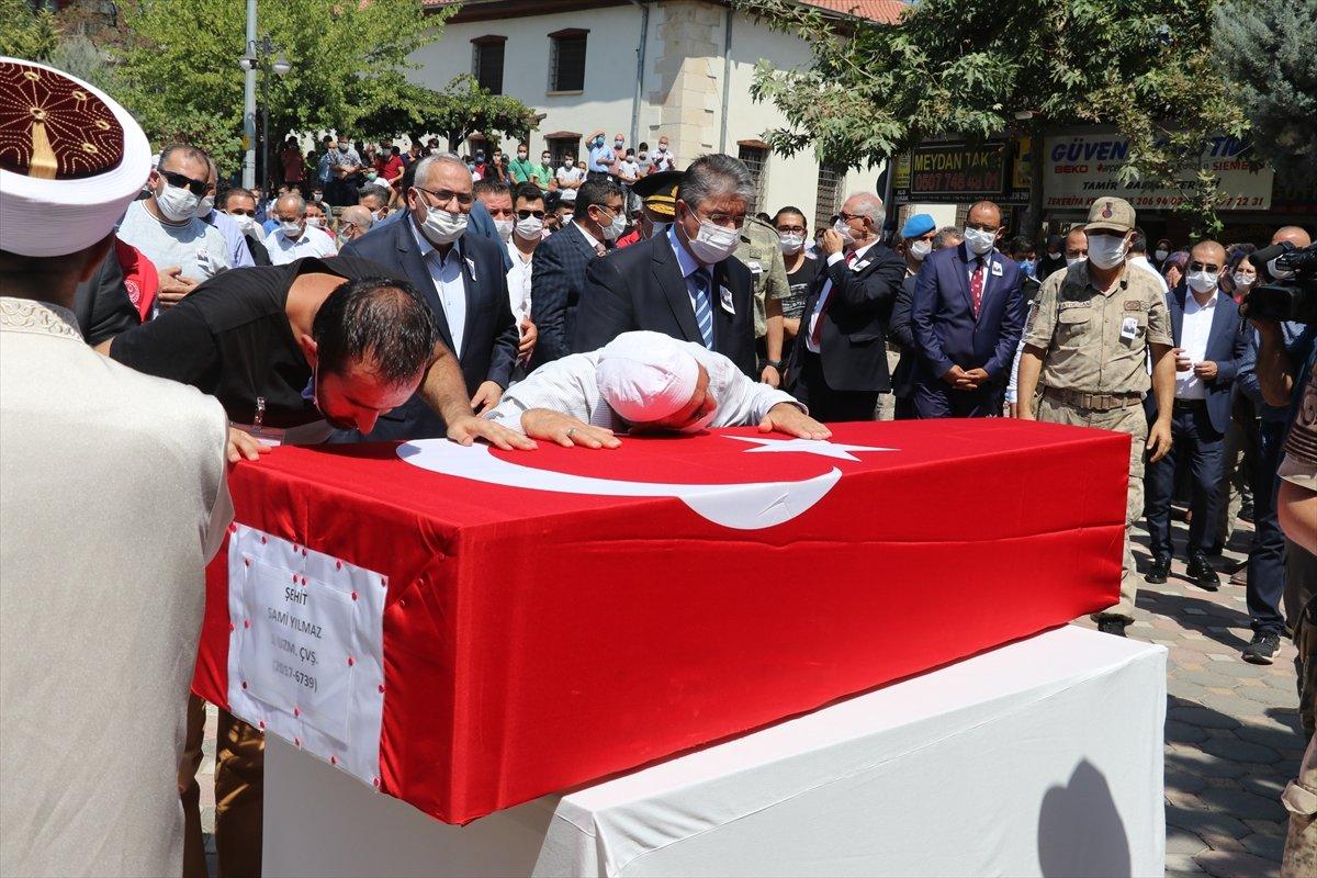 Giresun'da şehit olan Uzman Çavuş Sami Yılmaz son yolculuğuna uğurlandı