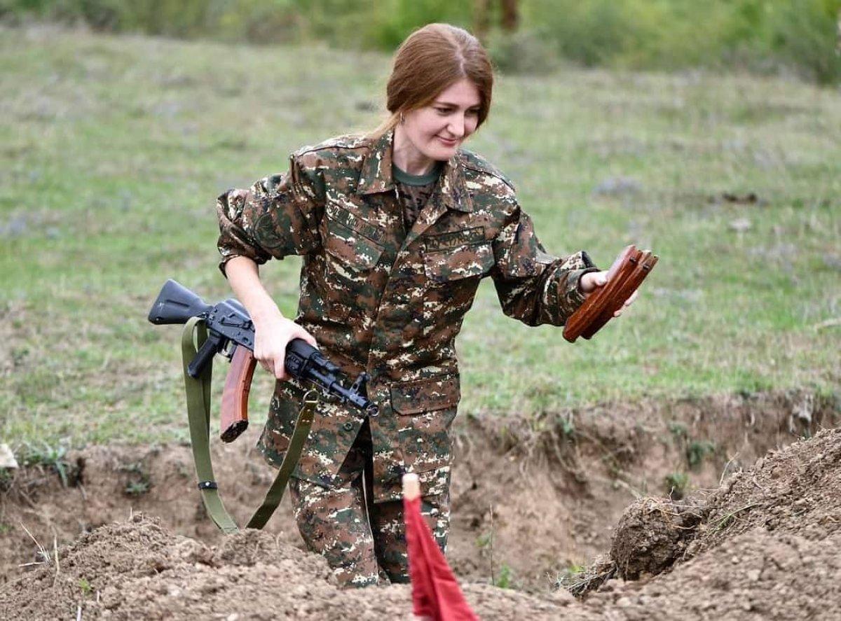 Ermenistan Başbakanı'nın eşi kadınları saldırı için hazırlıyor