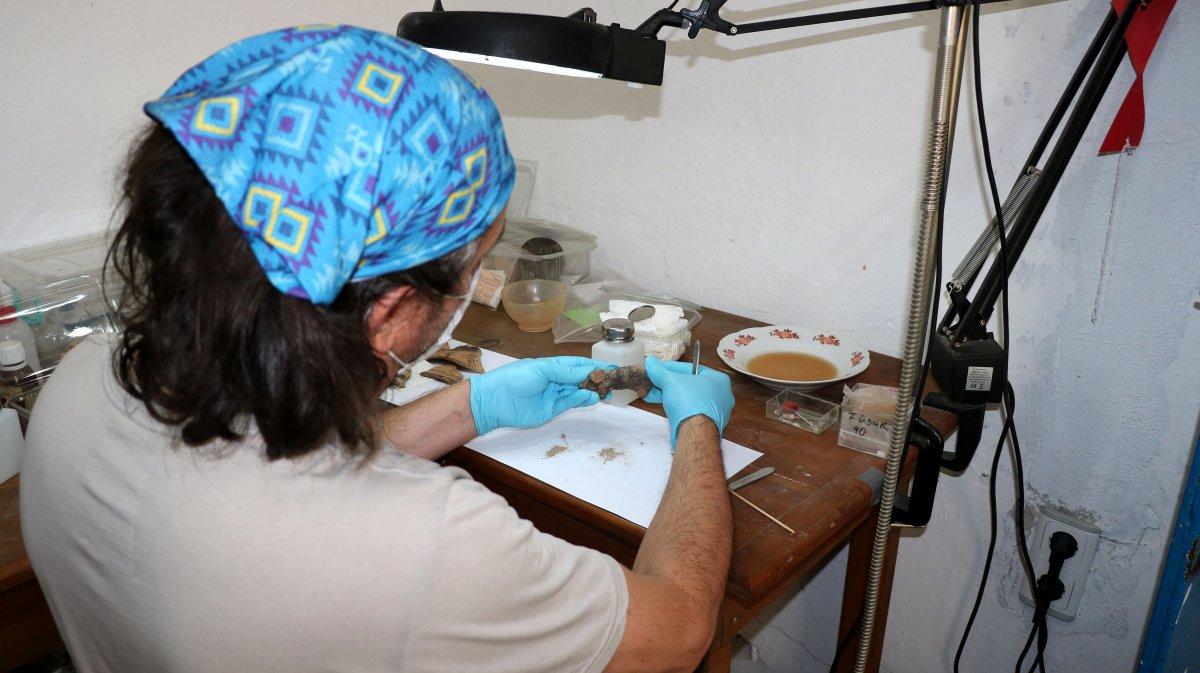 Maydos Antik Kenti'ndeki kazıda 3 bin yıllık koç figürü bulundu