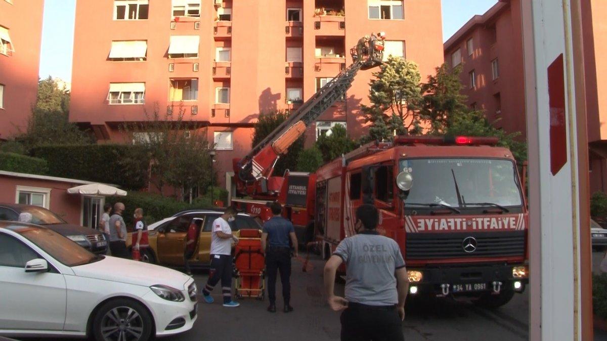 Beşiktaş'ta apartmanın bodrum katında yangın çıktı