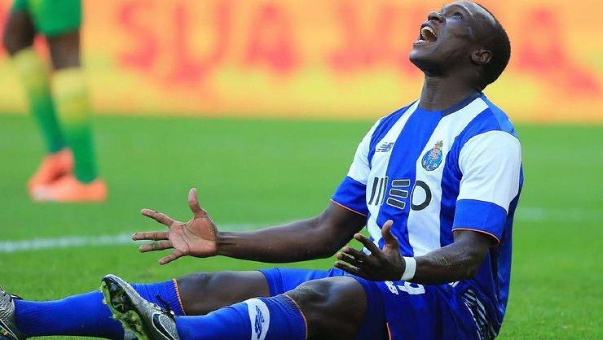 Aboubakar, Beşiktaş'tan maaş teminatı istedi