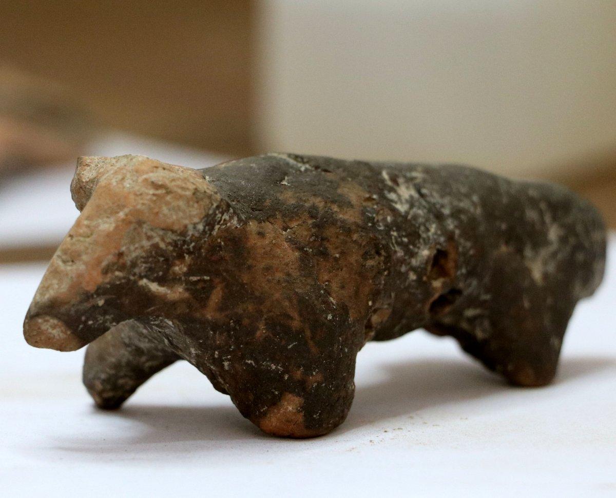 Maydos Antik Kenti'ndeki kazıda 3 bin yıllık koç figürü bulundu