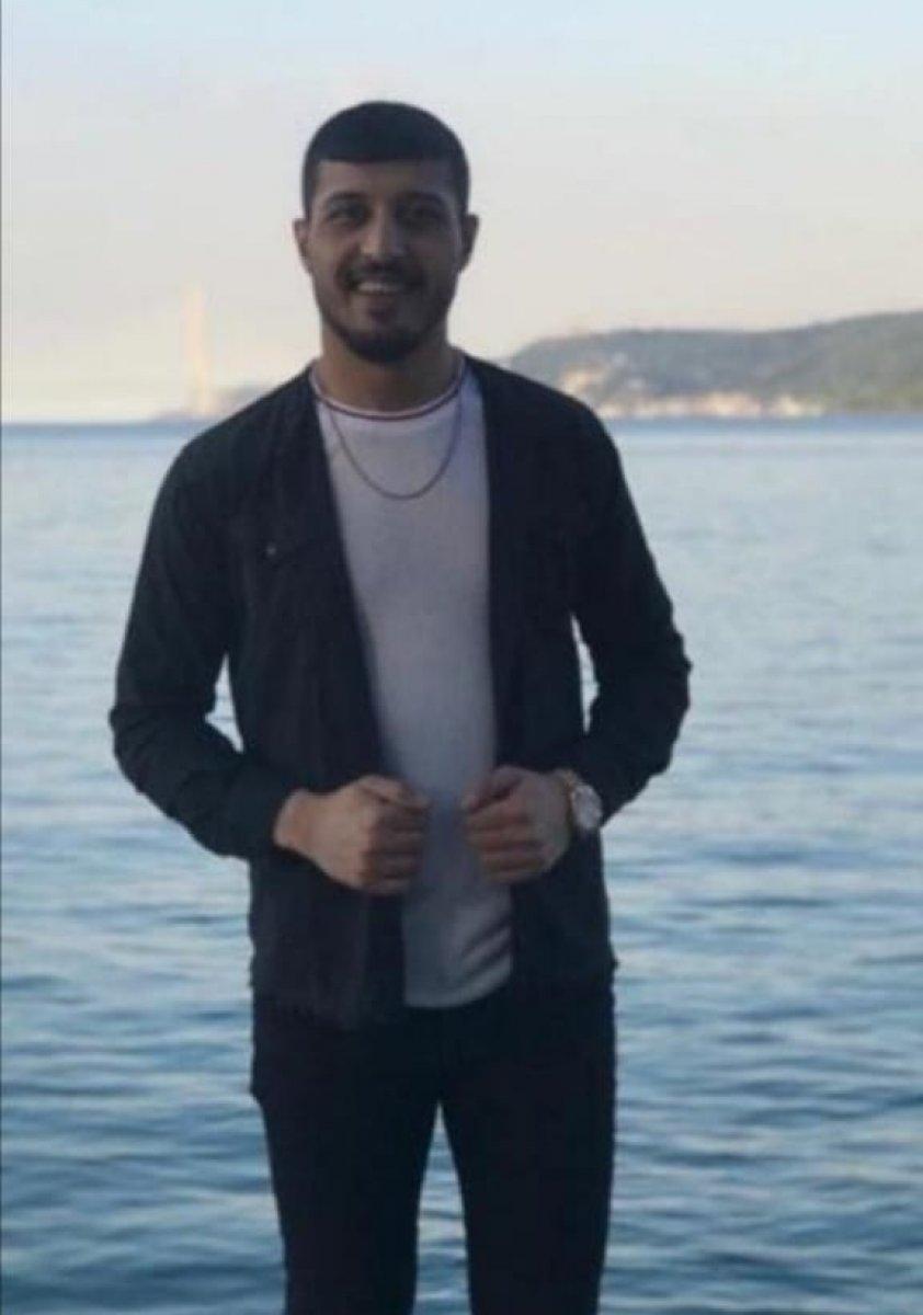 Eyüpsultan'da bir genç, kız arkadaşının yanında öldürüldü
