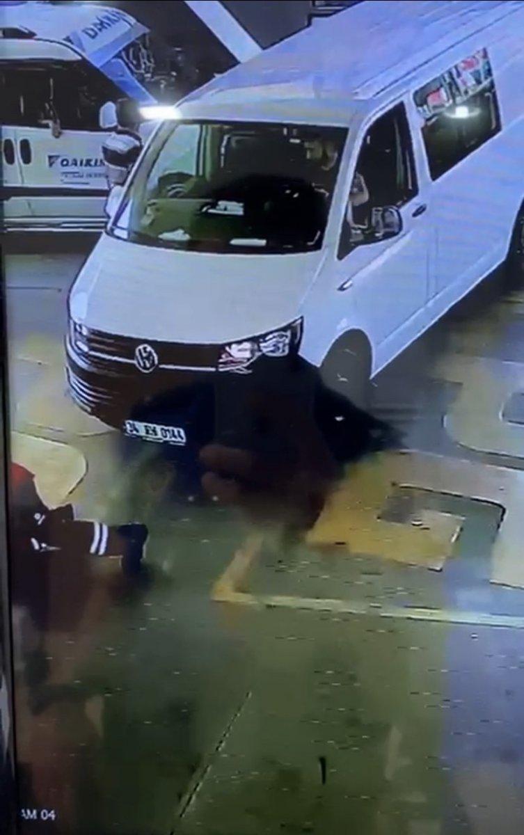 Şişli'de yakıt alan sürücü, eğilen çalışanın bacağını ezdi