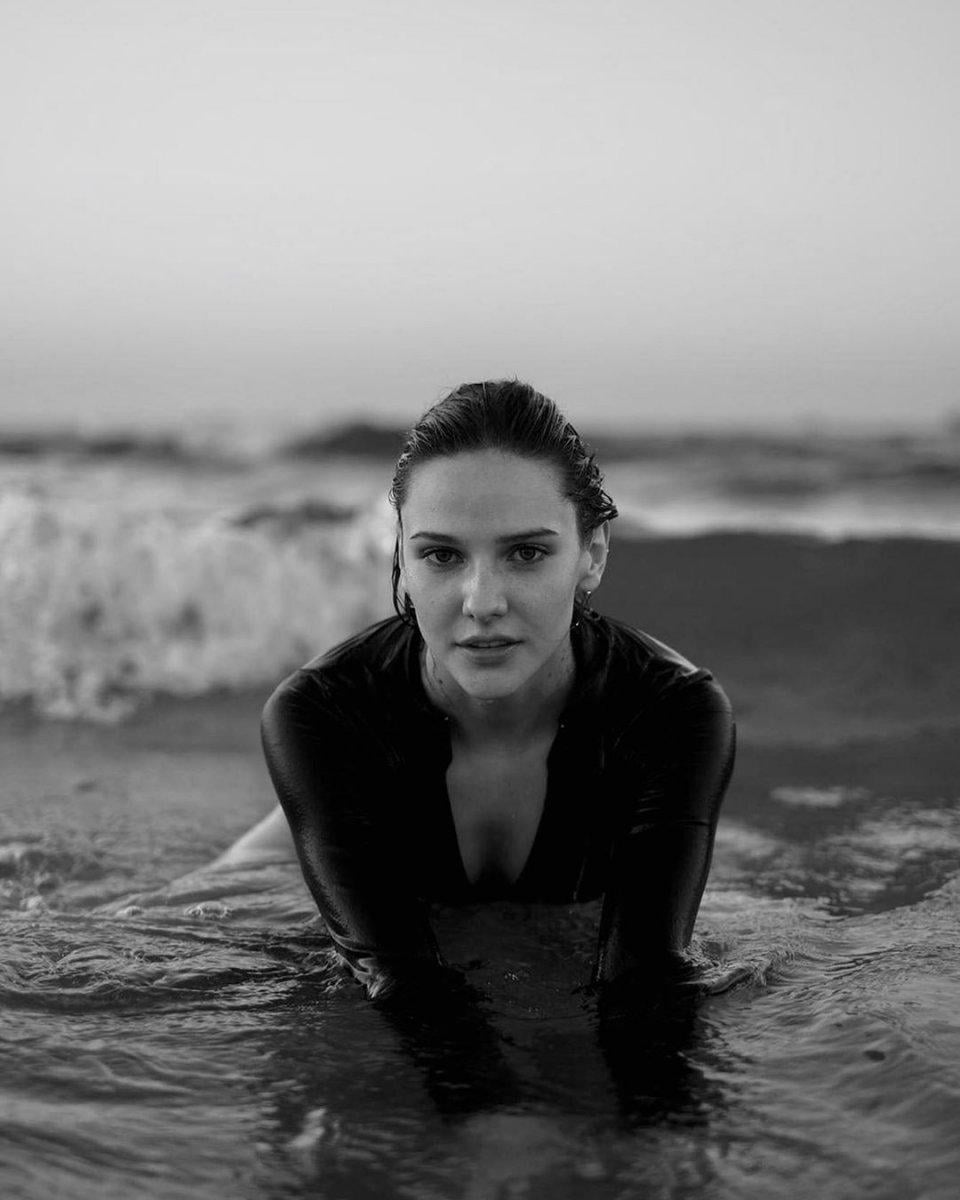 Alina Boz kimdir? Aşk 101'in oyuncusu Alina Boz koronavirüse mi yakalandı? Alina Boz'un hayatı