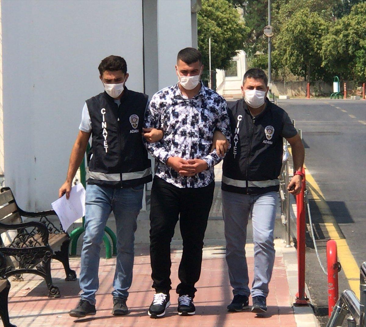 Adana’da bulduğu tabanca ile arkadaşını öldürdü