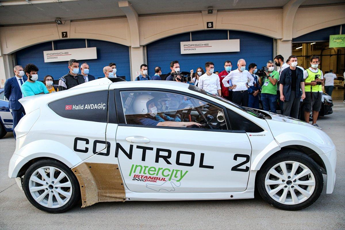 Sanayi ve Teknoloji Bakanı Mustafa Varank, Formula 1 pistinde tehlike atlattı