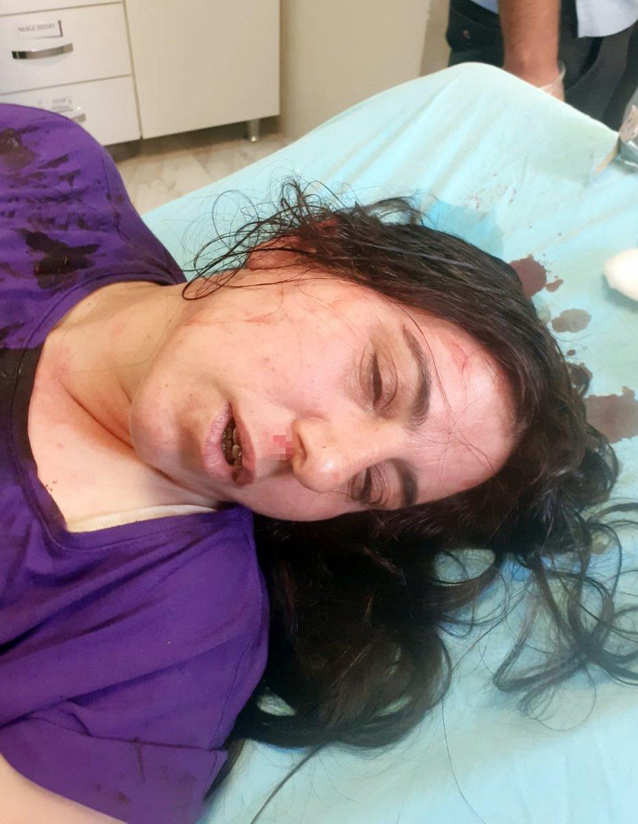 Afyonkarahisar'da annesini ziyarete gitti, akrabaları darbetti