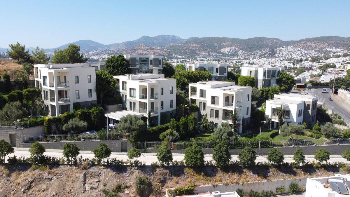 Koronavirüs vakaları artınca yazlıkçılar tatili uzattı