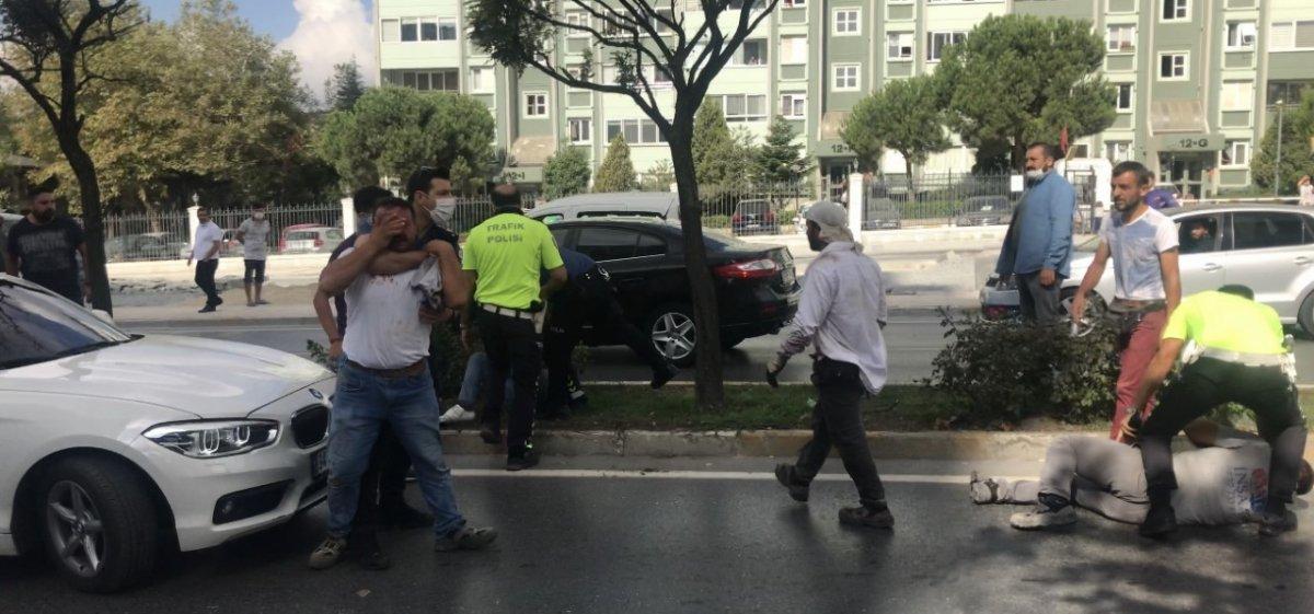 Beylikdüzü'nde kaza sonrası kavgaya tutuştular