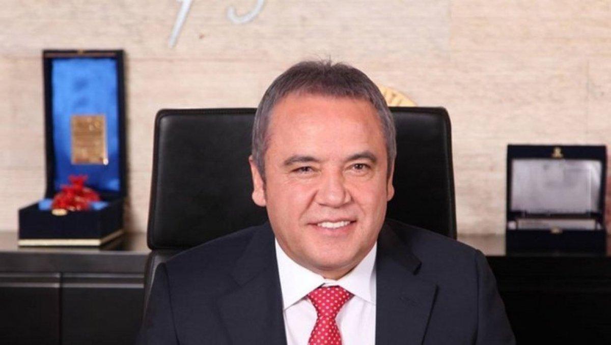 Muhittin Böcek kimdir, kaç yaşında? Muhittin Böcek koronavirüs'ü yendi mi? Muhittin Böcek'in sağlık durumu...