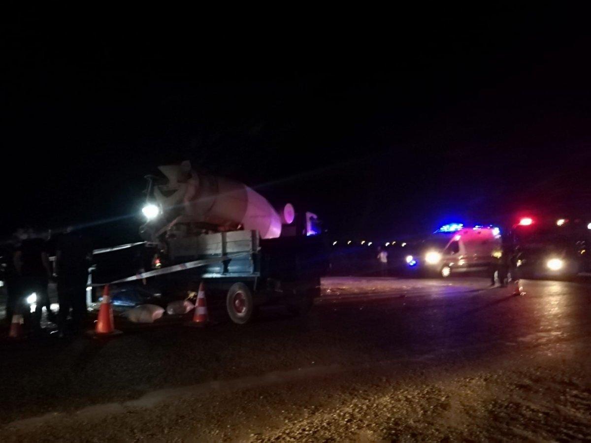 Manisa'da bir kişi çaldığı traktörle kaza yaptı