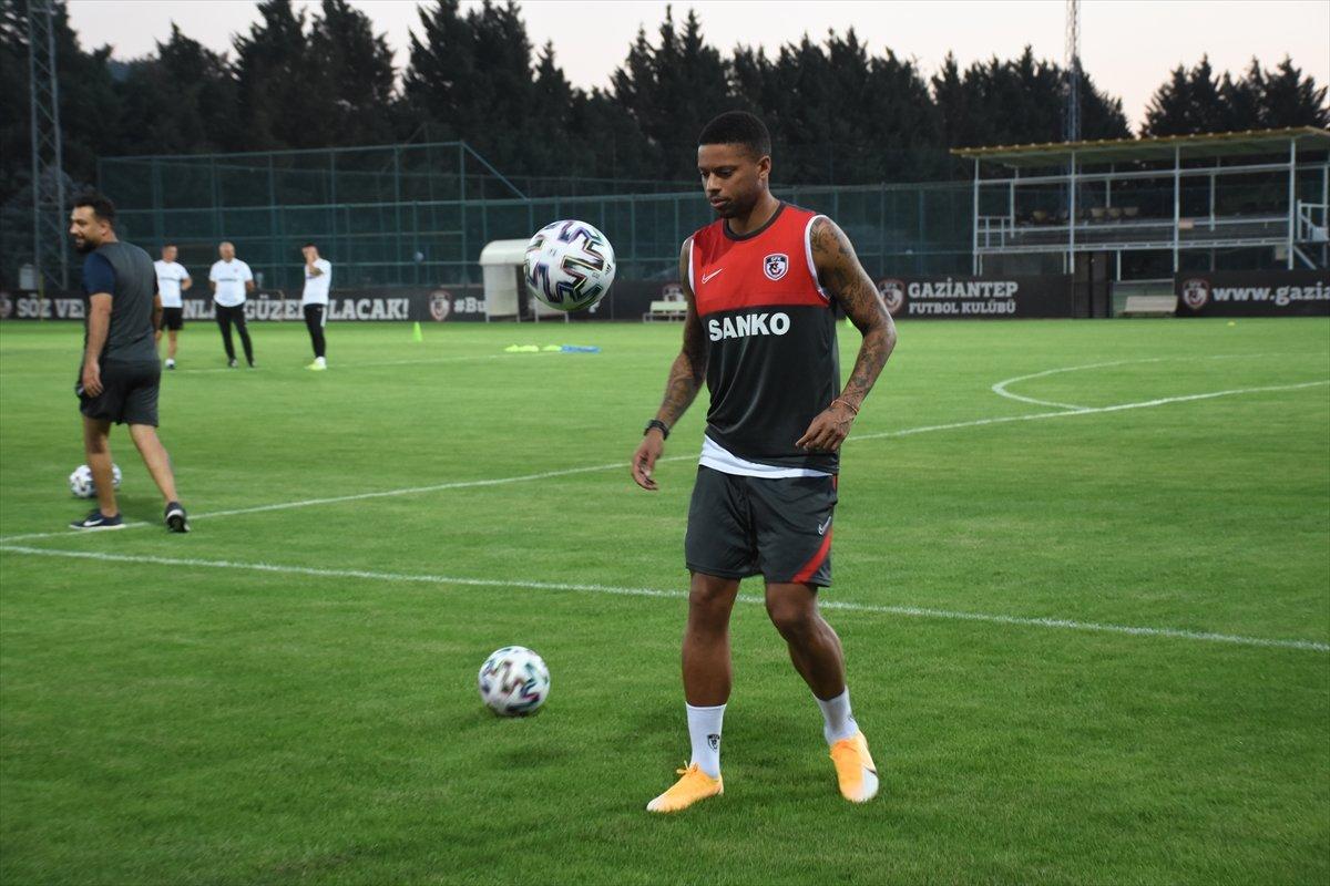 Felipe: Taraftarımızı mutlu edeceğim