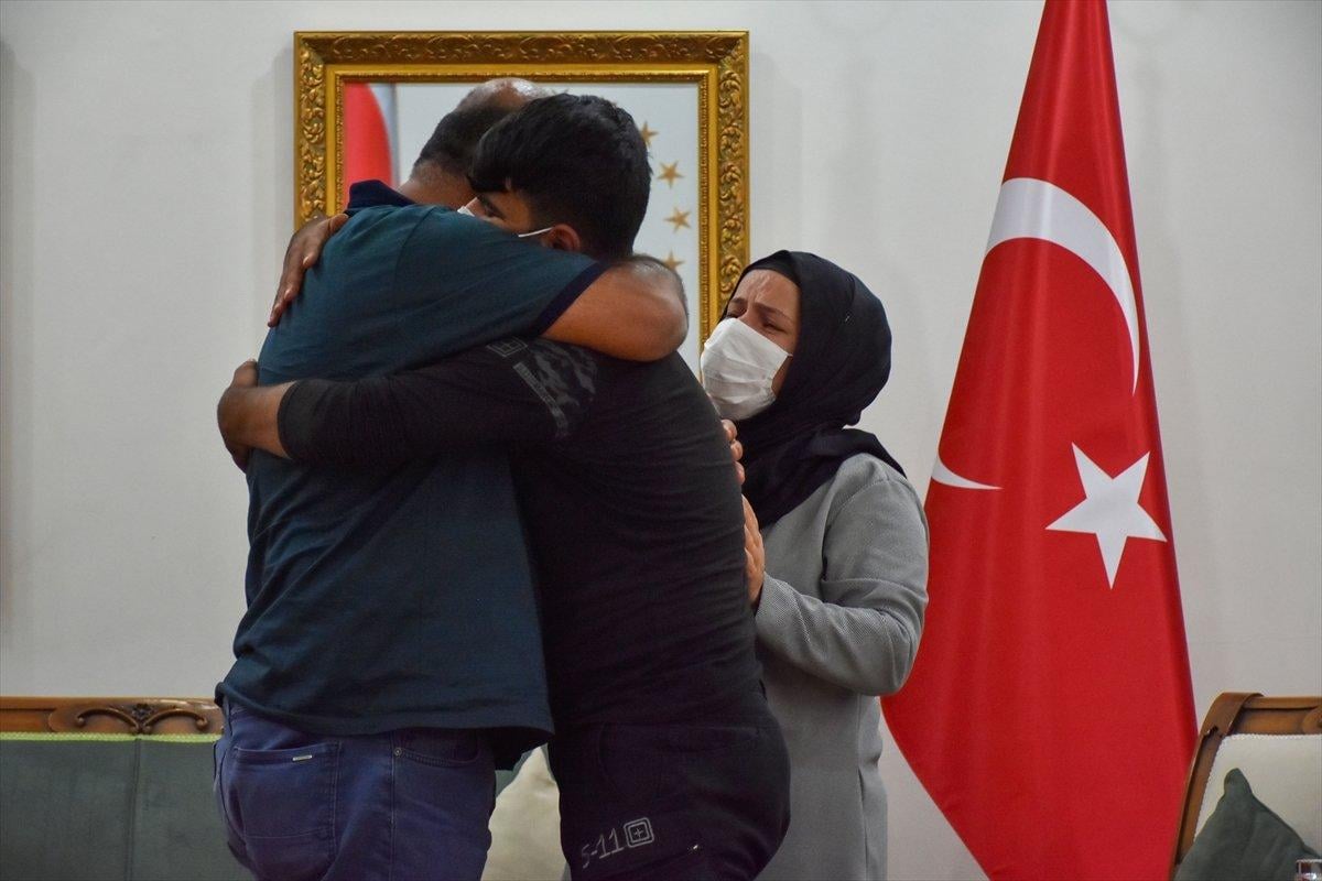 Diyarbakır’da bir aile daha evladına kavuştu