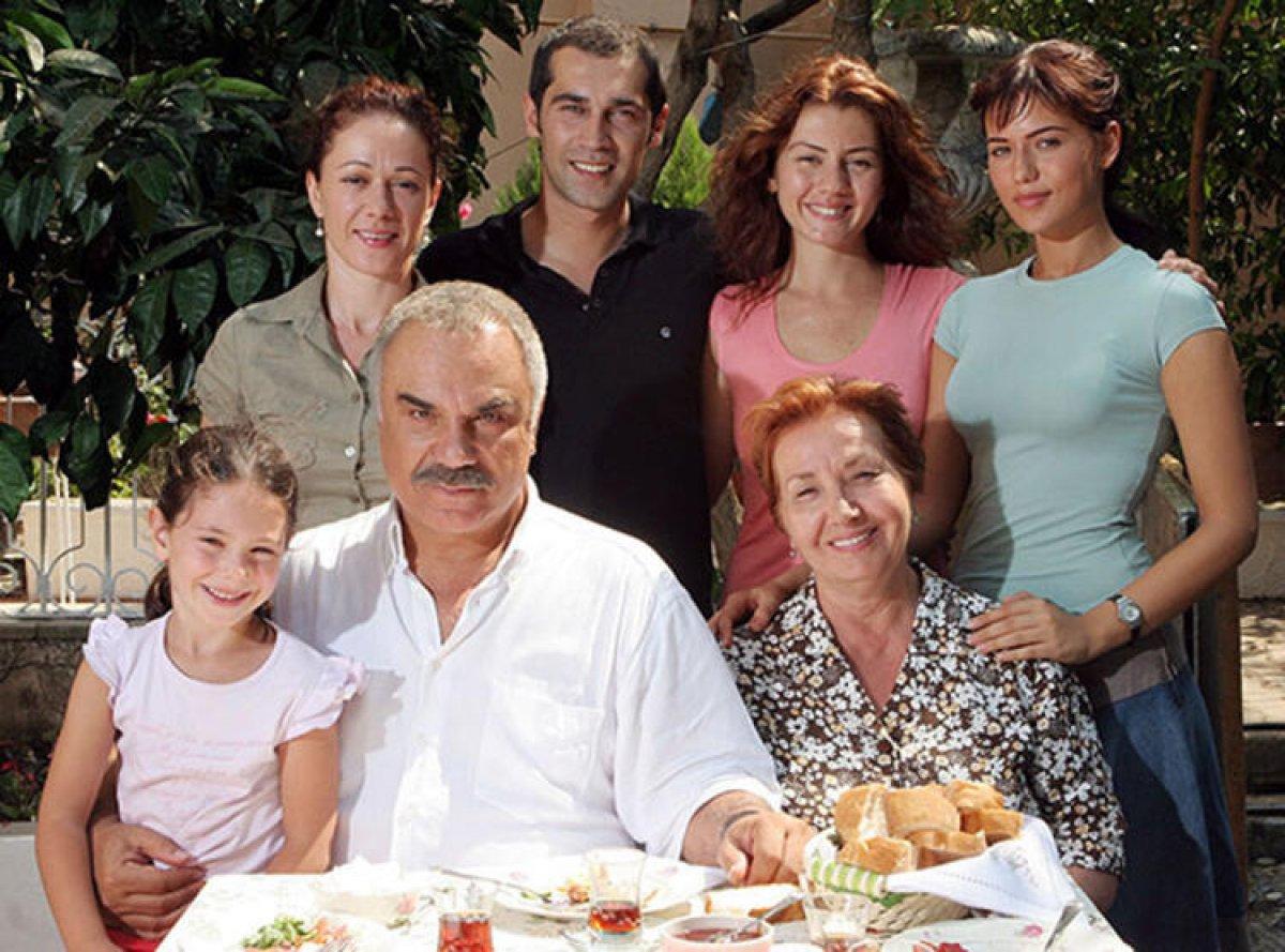 Yaprak Dökümü'nün Ayşe'si Şebnem Ceceli'nin son hali nasıl? Bennu Yıldırımlar'ın Şebnem Ceceli ile fotoğrafı