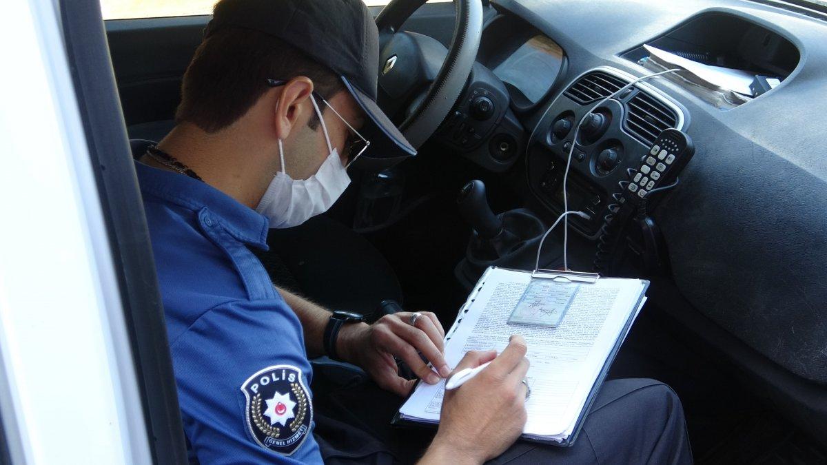 Van'da ceza yememek için polisten kaçmayı düşünen vatandaş güldürdü