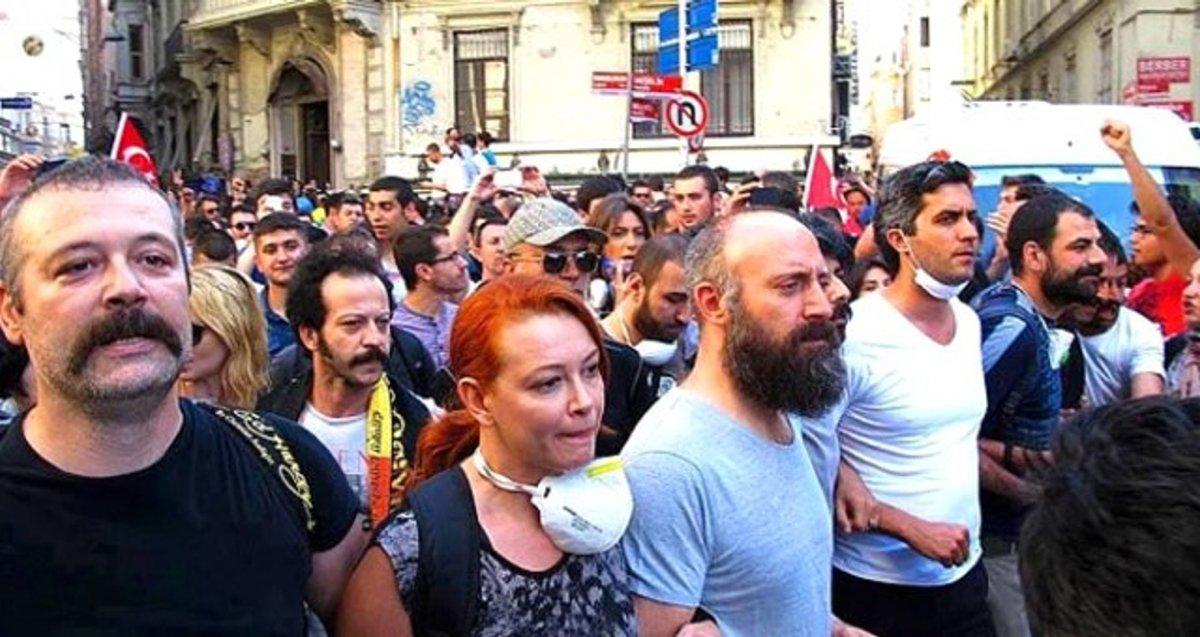 Memet Ali Alabora online meyhane işine girdi