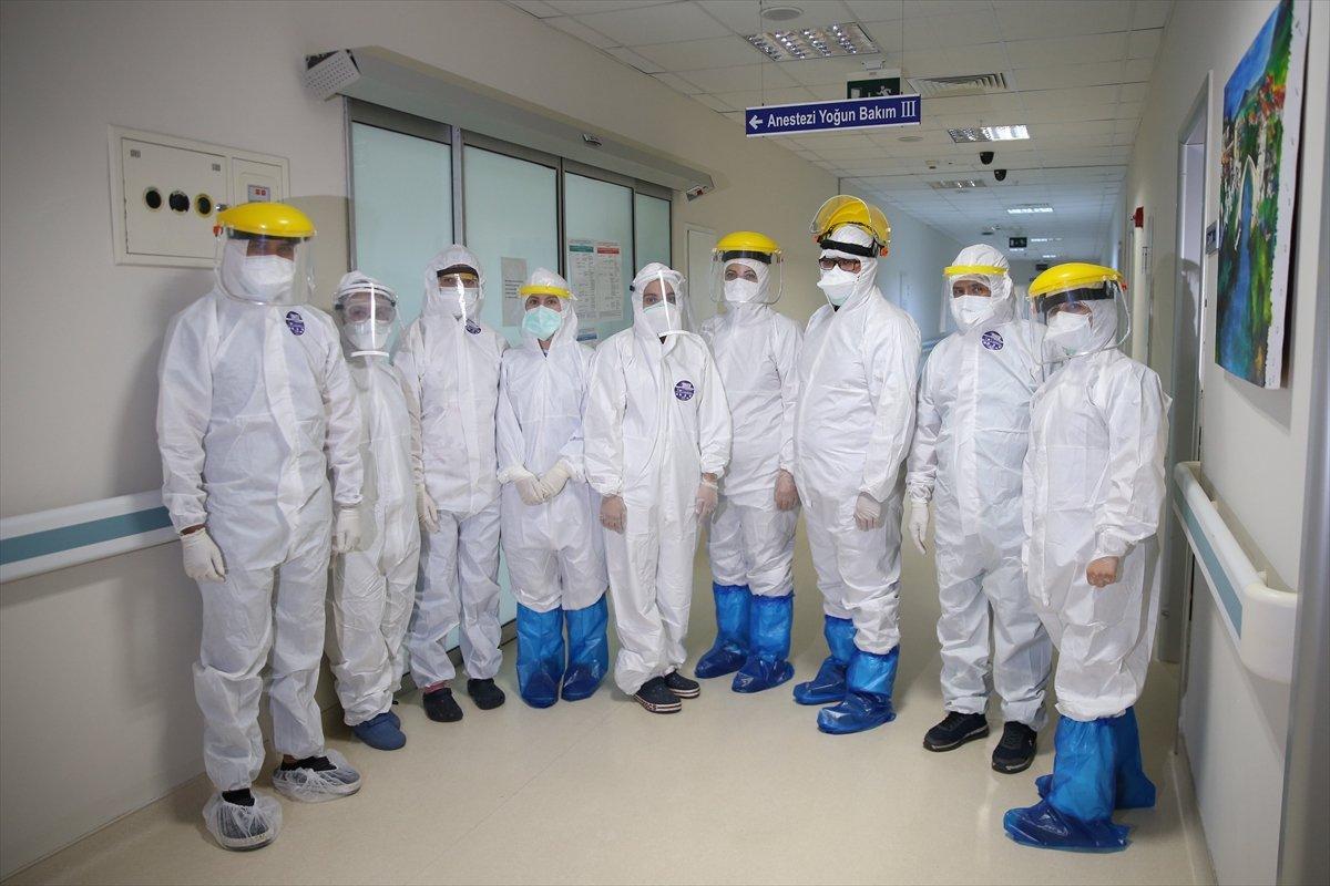 Fedakar sağlık çalışanlarının entübe hastalar için mücadelesi