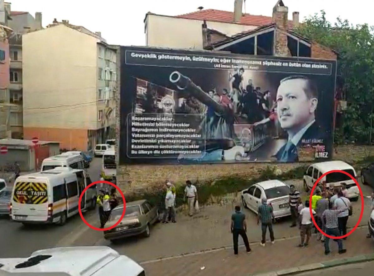 Bursa’da kaza sonra anlaşamayan sürücüler birbirine girdi