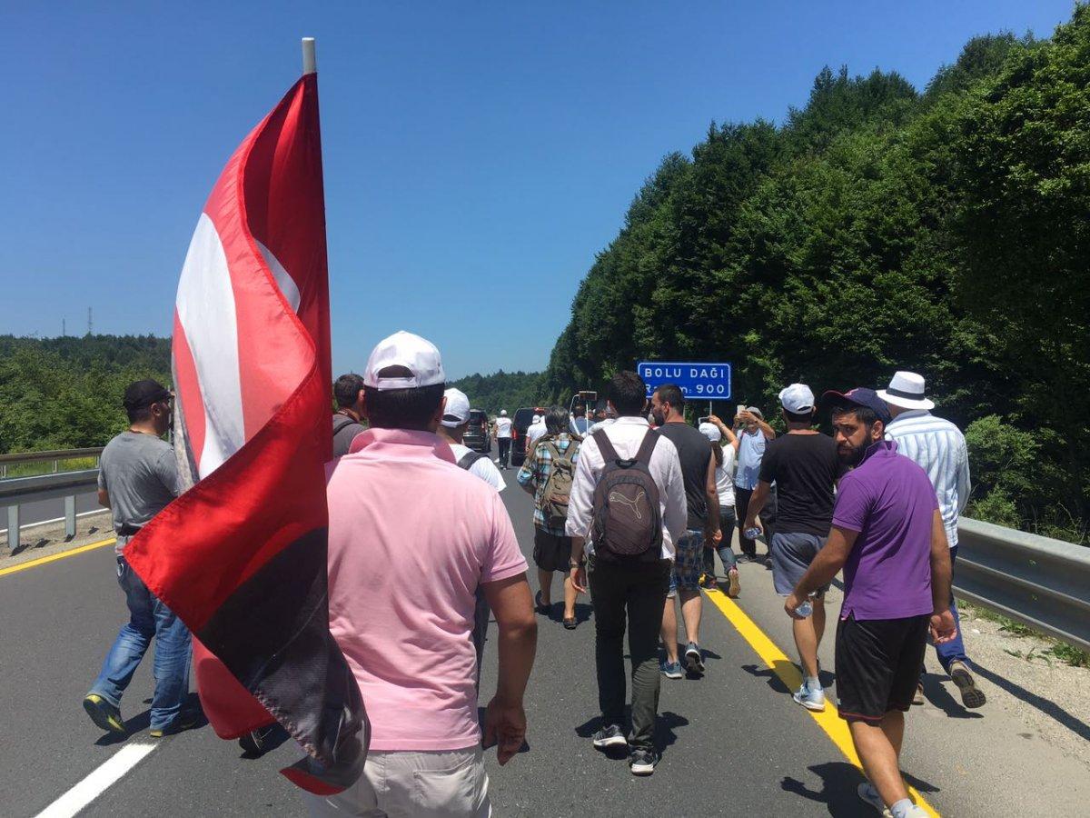 AYM, şehirler arası yollarda gösteri yürüyüşünü yasaklayan kanunu iptal etti