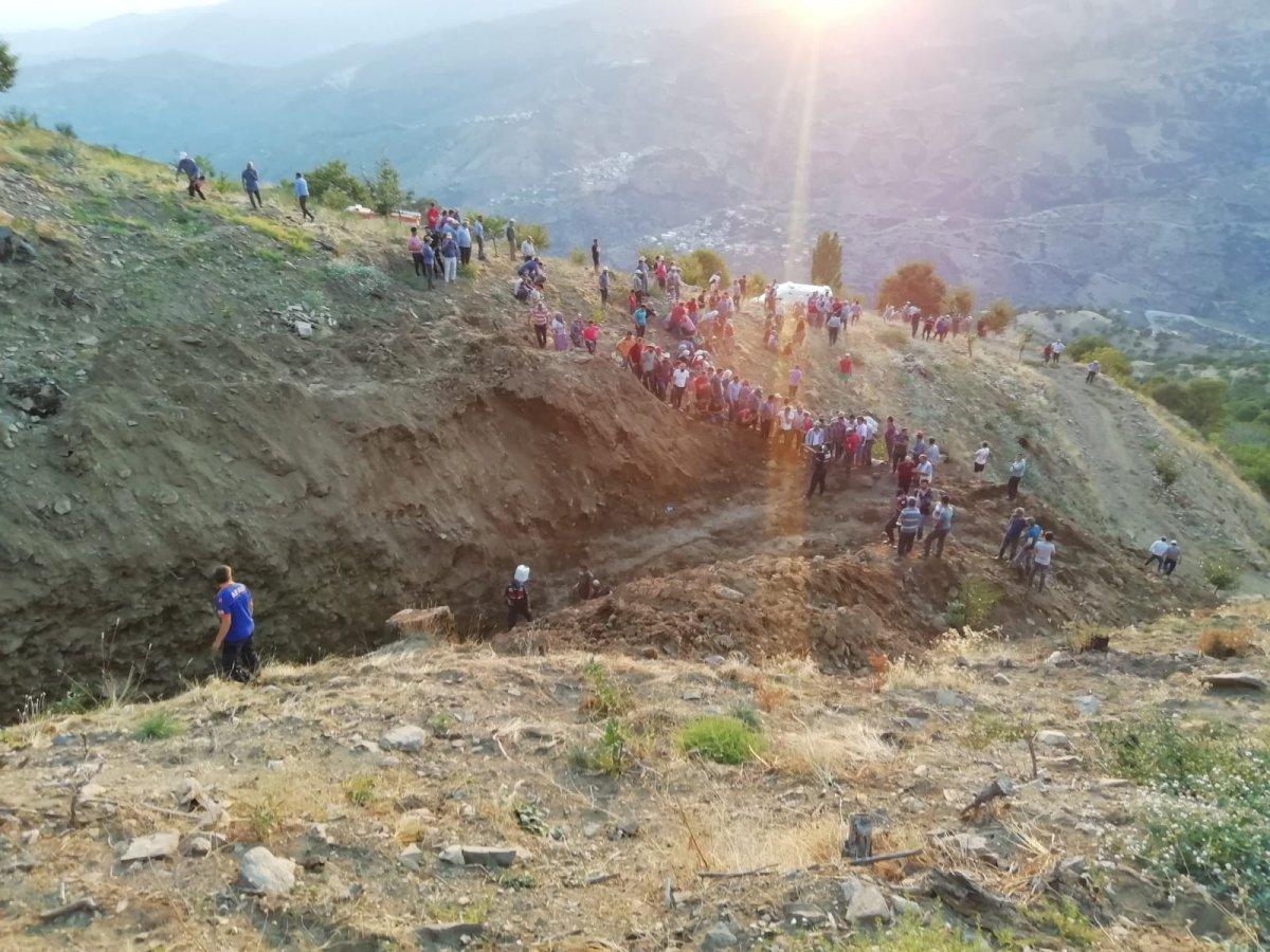 Aydın'da göçük altında kalan iki kişi hayatını kaybetti