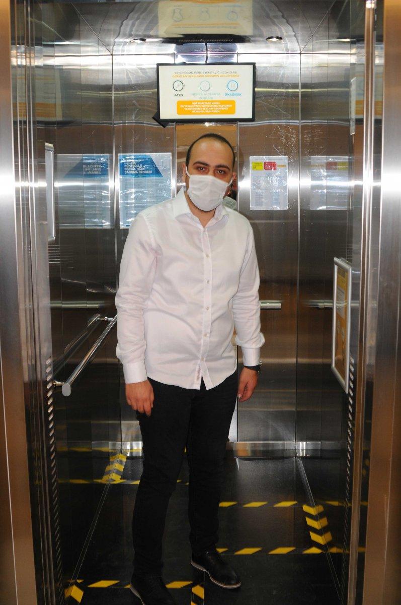 Kocaeli'de koronavirüse karşı ses komutuyla çalışan asansör sistemi yapıldı