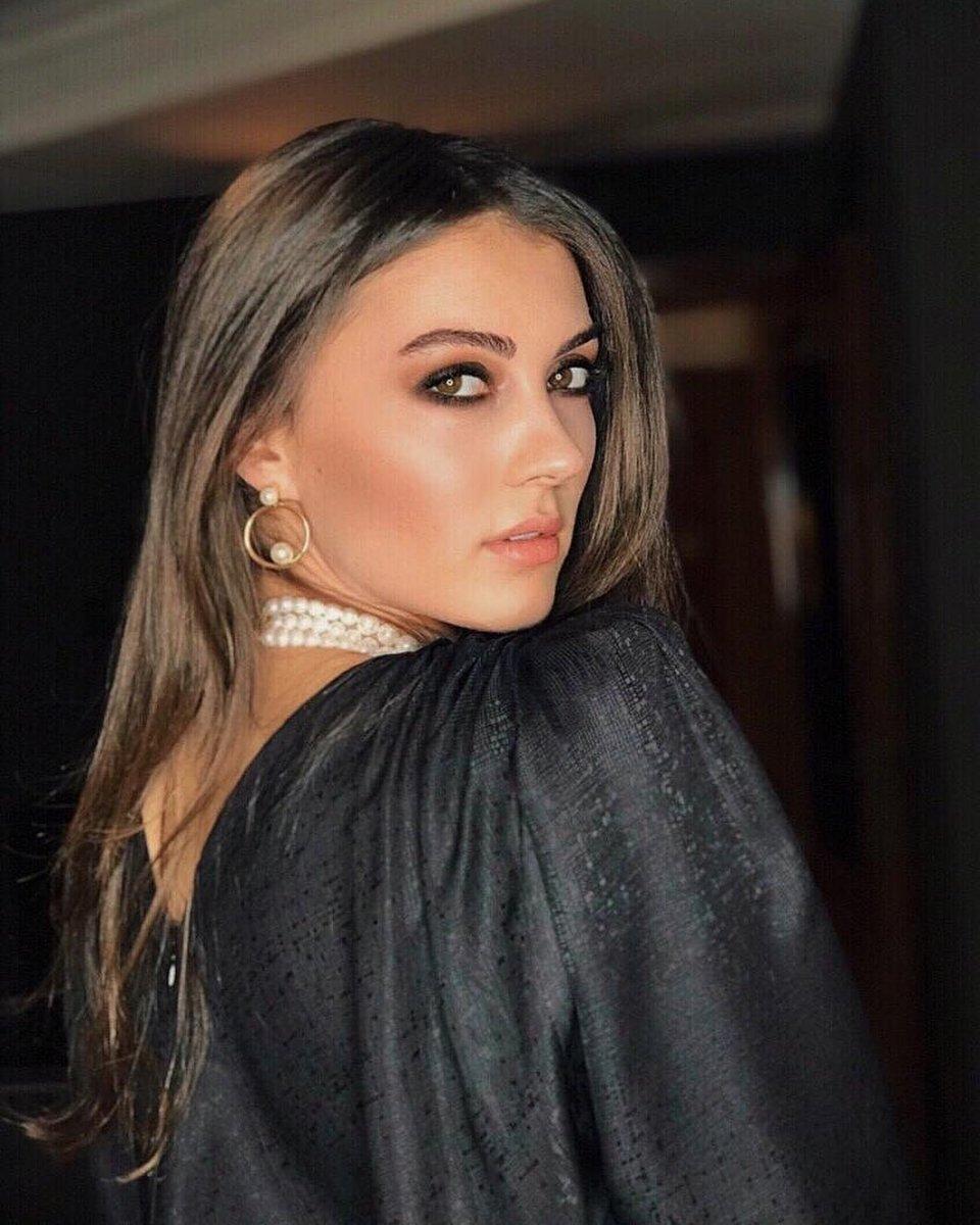 Merve Boluğur'un eski aşkı kafayı Burcu Özberk'e taktı