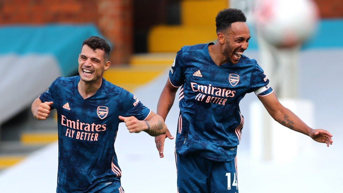 Mesut Özil'siz Arsenal, Fulham'ı yendi