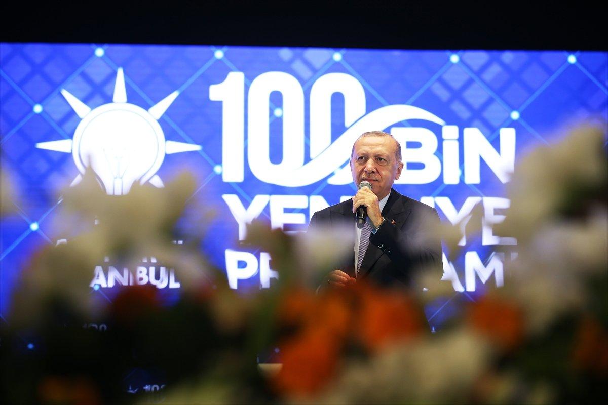 Cumhurbaşkanı Erdoğan, AK Parti İstanbul 100 Bin Yeni Üye Programı'nda