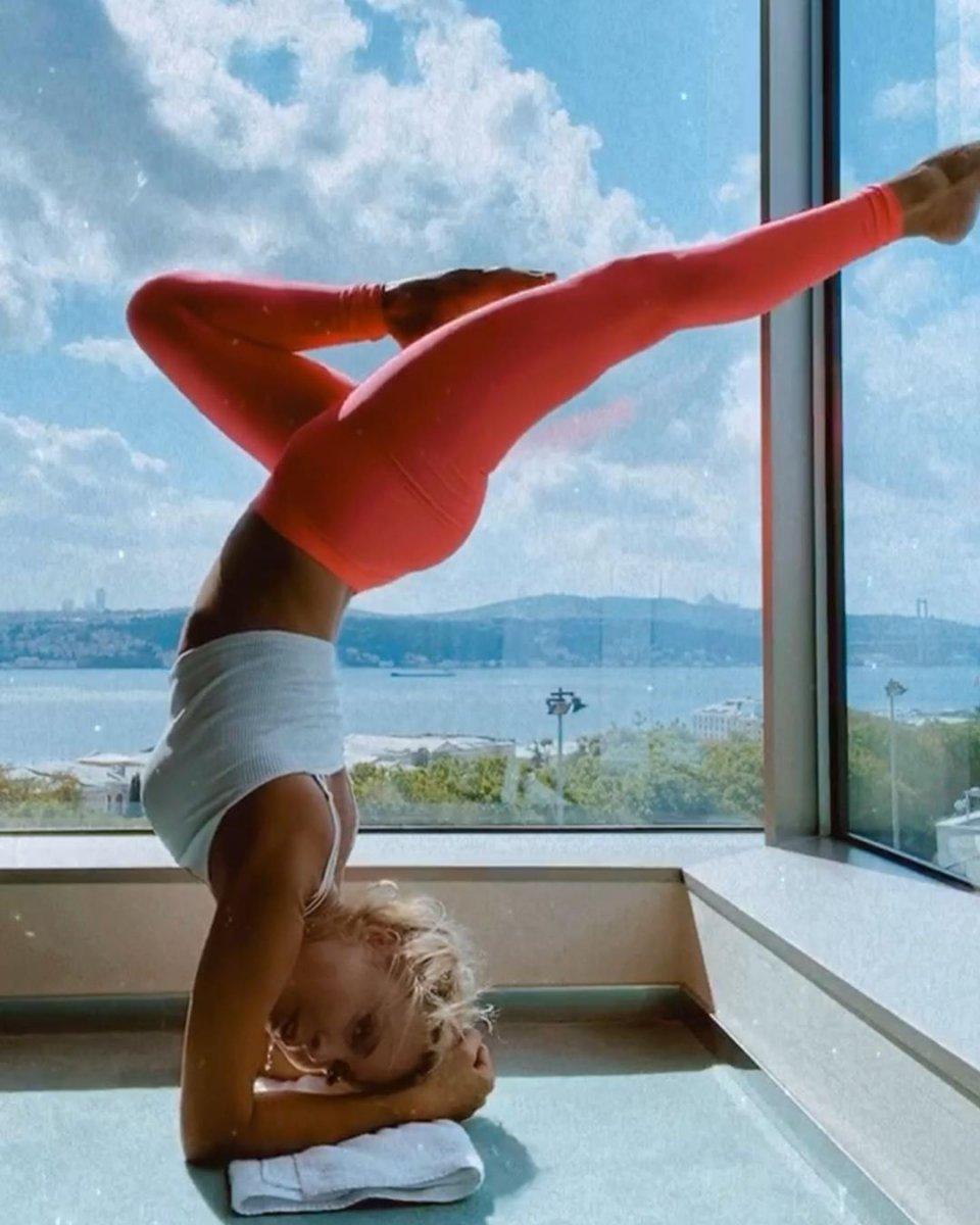 İbrahim Tatlıses'in eski eşi Ayşegül Yıldız, amuda kalktığı anları paylaştı