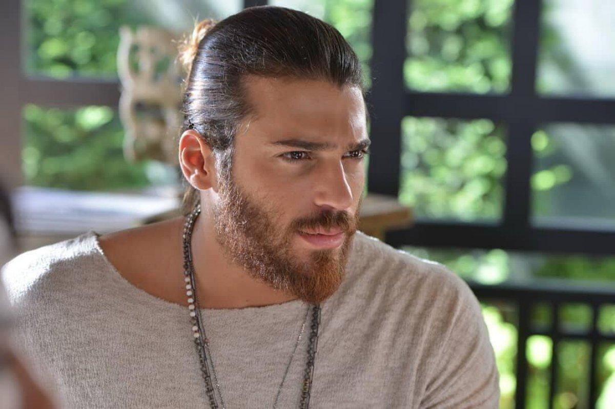 İtalyanlar Can Yaman'ın dondurmasını yaptı