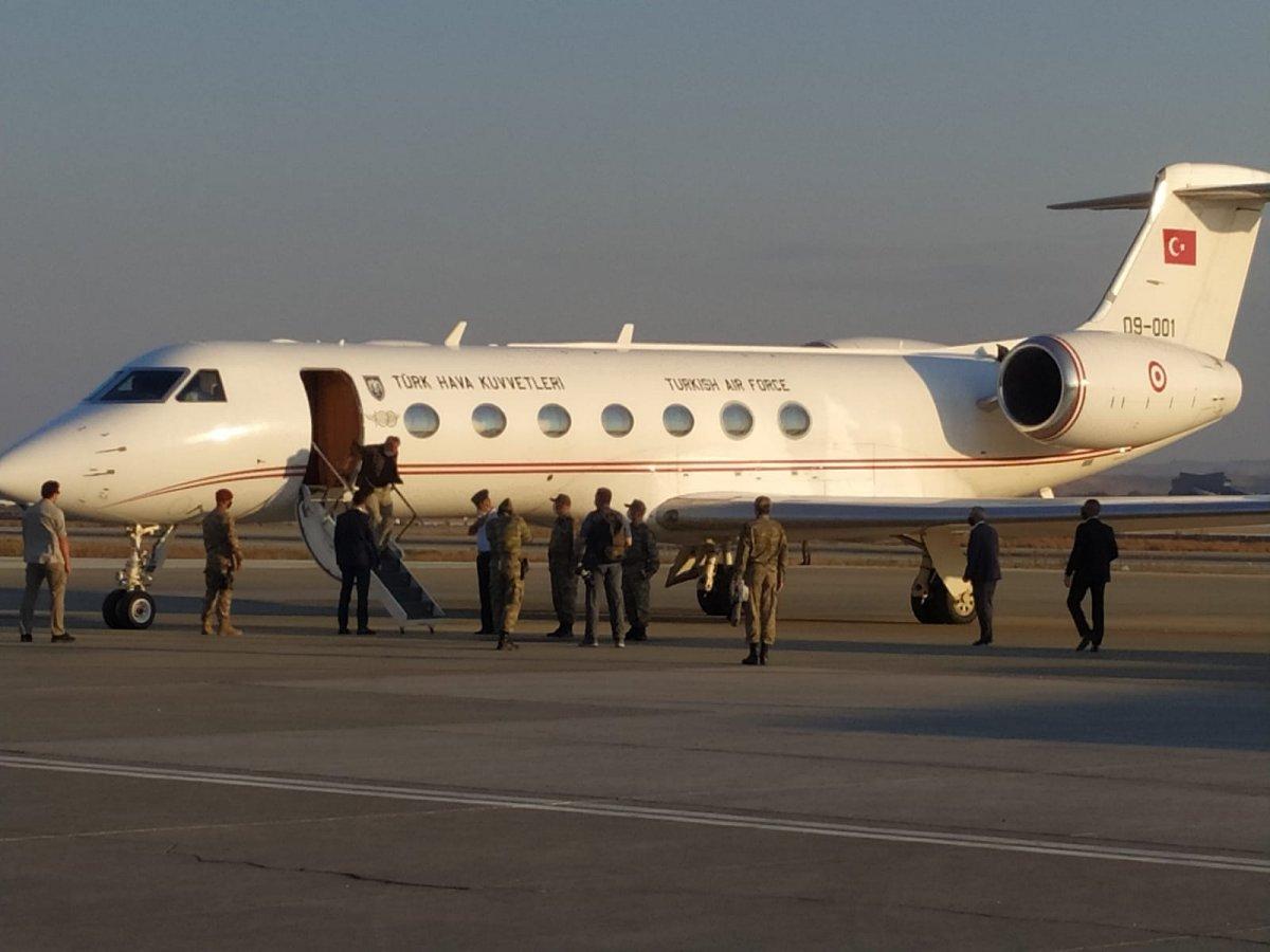 Bakan Akar ve TSK komuta kademesi KKTC’de