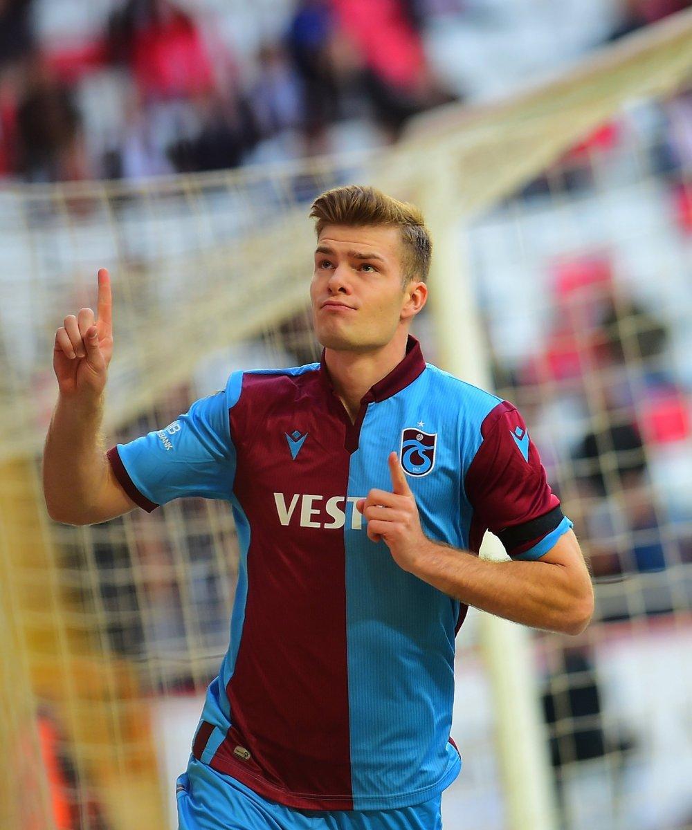 Mourinho, Alexander Sörloth'la ilgilendiklerini doğruladı