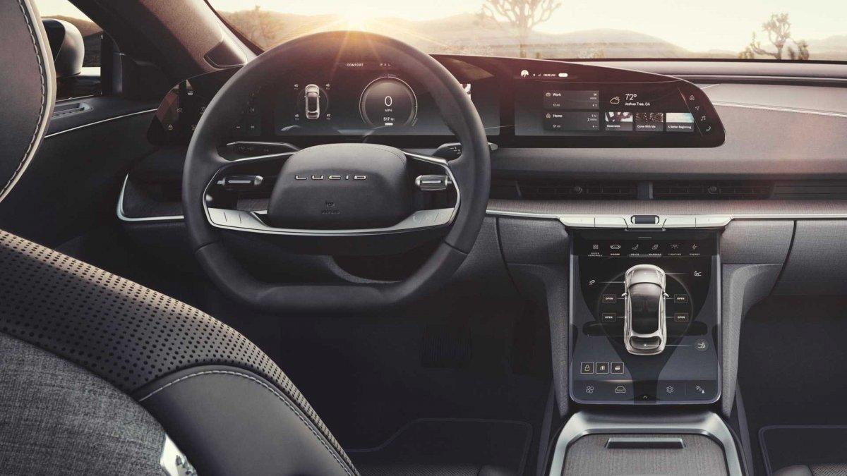 lucid-air