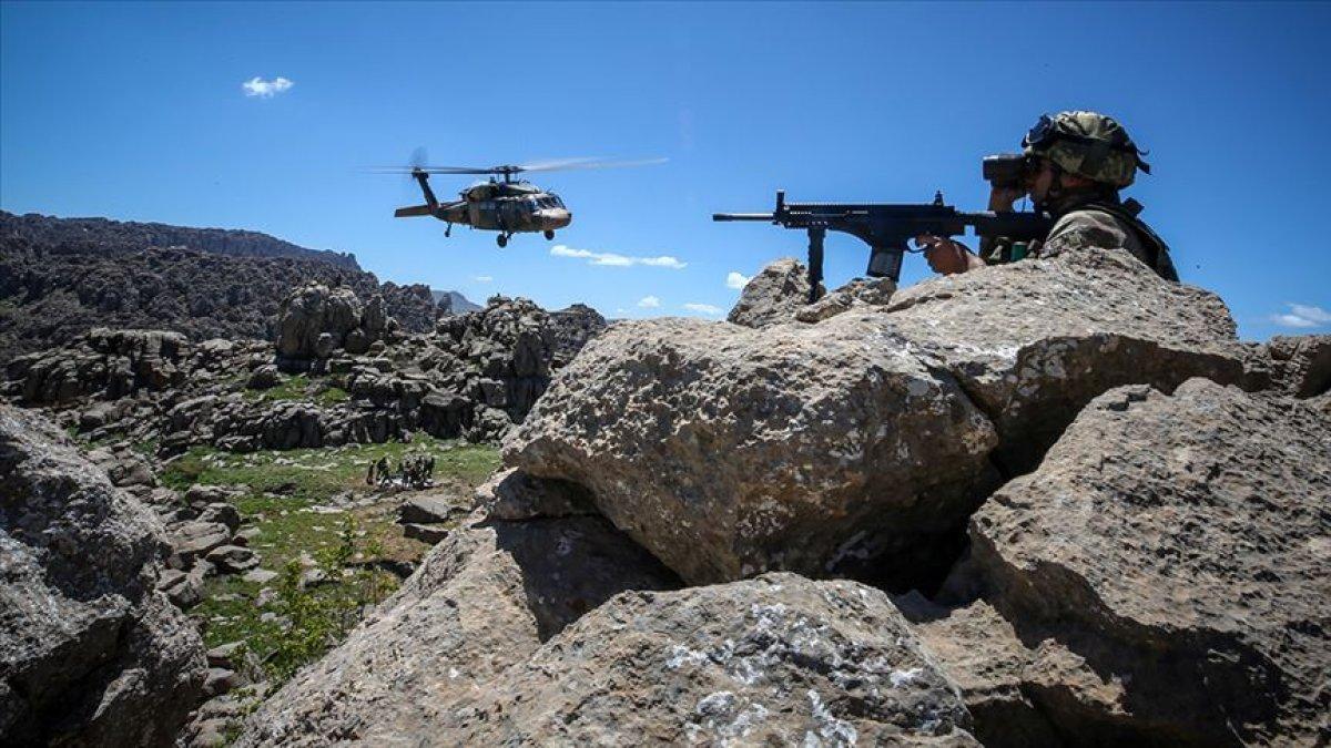 Hakkari kırsalında 3 terörist öldürüldü