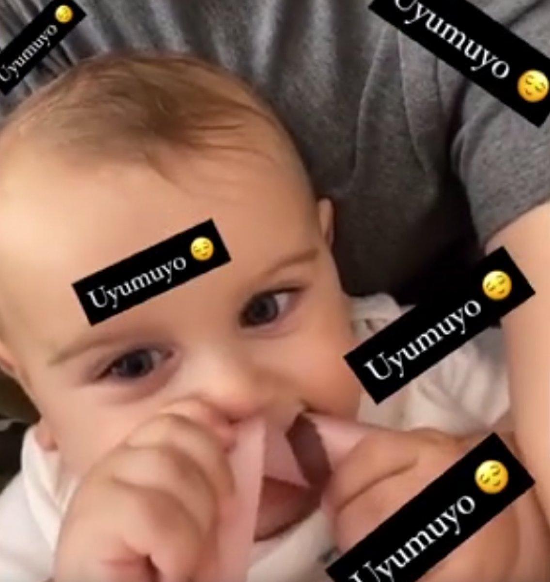 Hazal Kaya, oğlu Fikret Ali'yi paylaştı