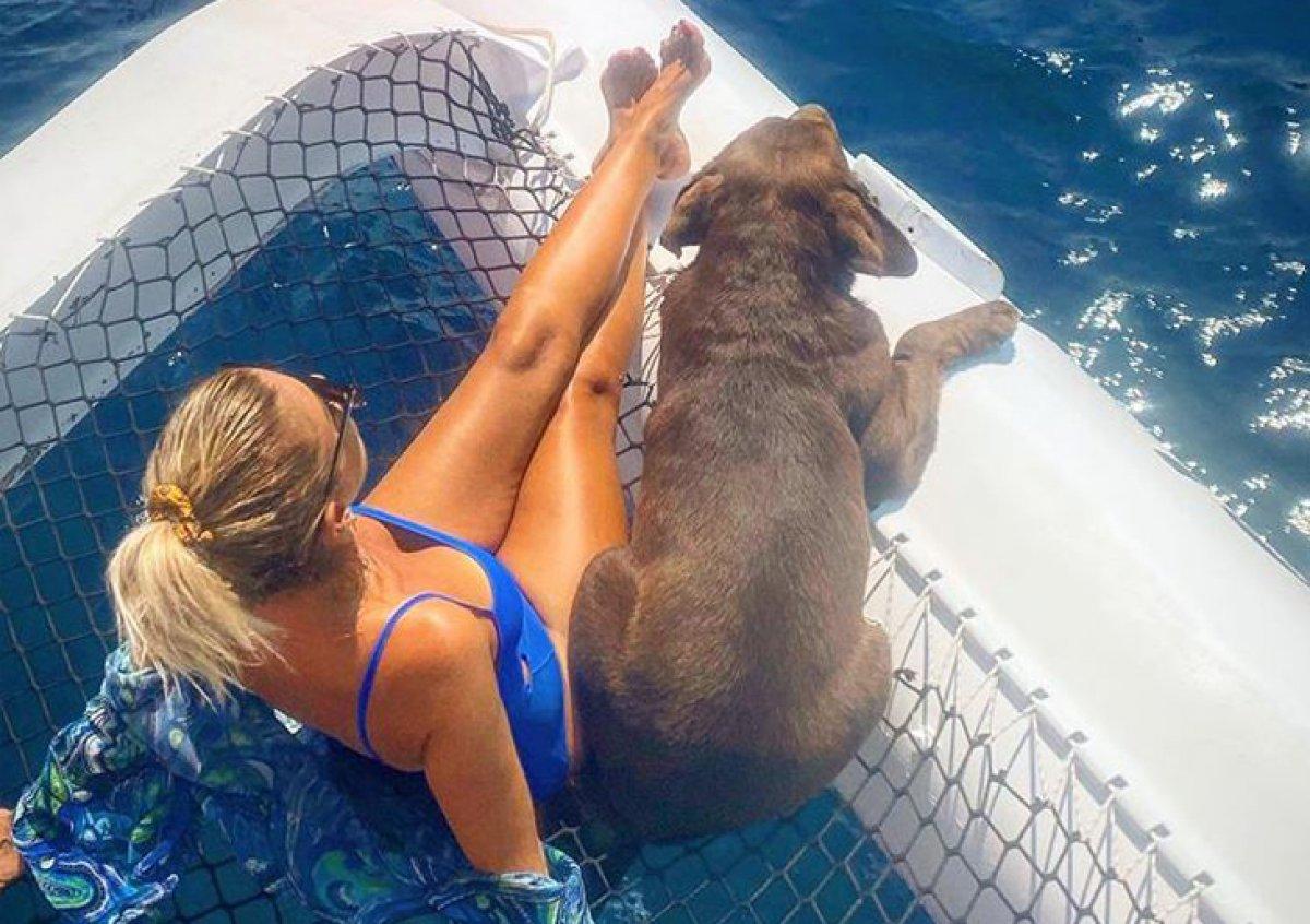 Gülben Ergen yaza veda etti