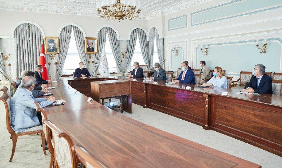 İstanbul'da 'kademeli mesai' ayrıntıları cuma günü açıklanacak