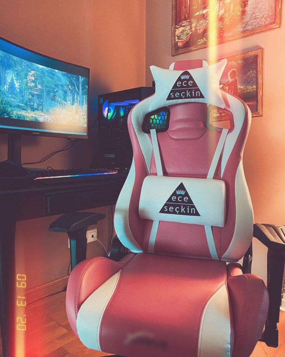 Ece Seçkin'e ilginç doğum günü hediyesi