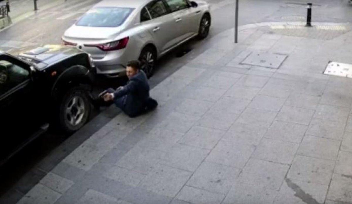 İstanbul Fatih'te silahlı saldırı anı